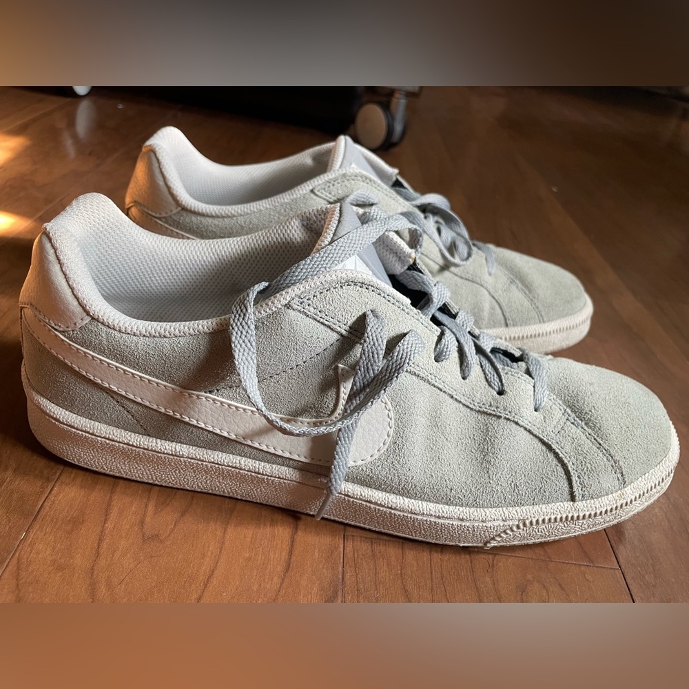 Nike Court Majestic Suede